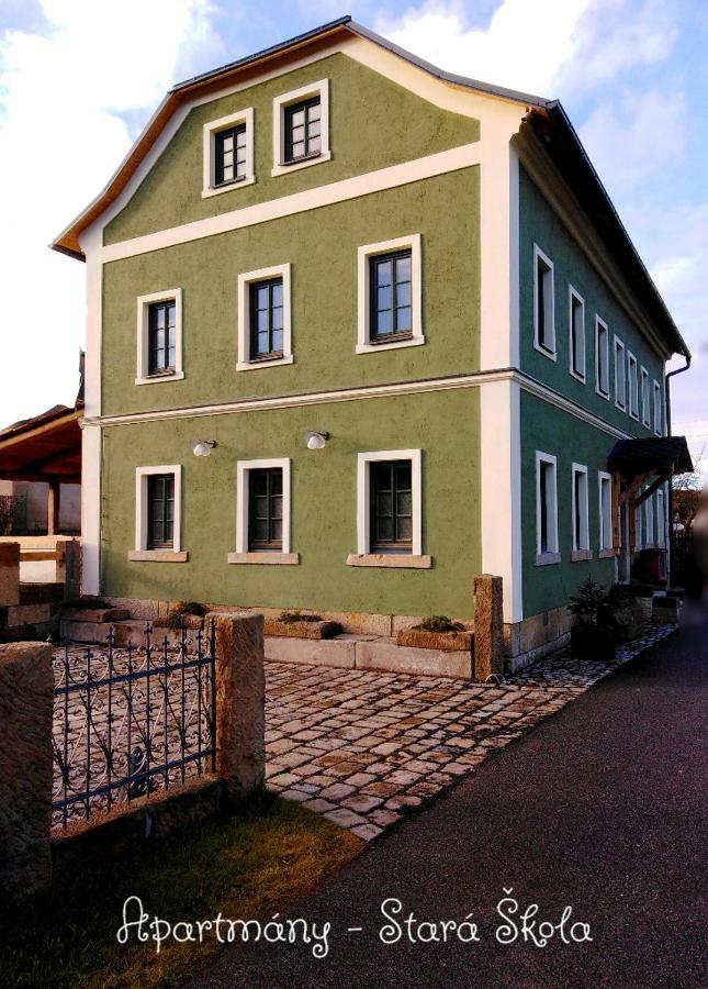 Apartmany Stara Skola Krásná Lípa Eksteriør billede